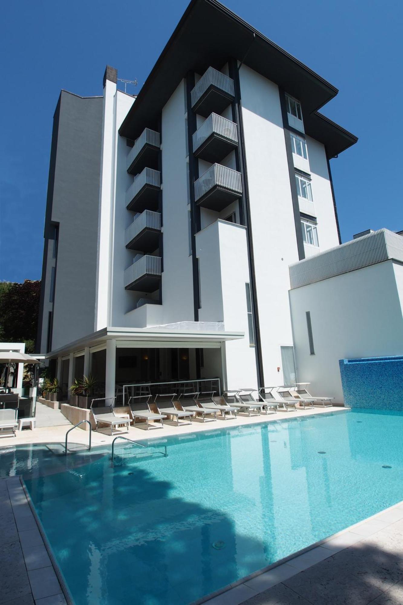 Hotel Bella Venezia Mare Lignano Sabbiadoro Dış mekan fotoğraf